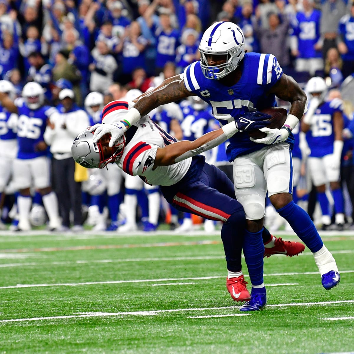 Colts hope Darius Leonard is able to bring the juice vs. Lions