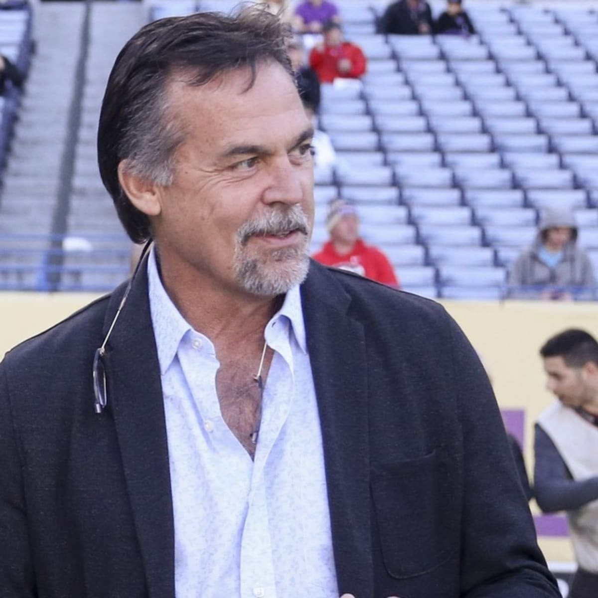 Ex-Tennessee Titans HC Jeff Fisher 'is in mix' for USC job, per report