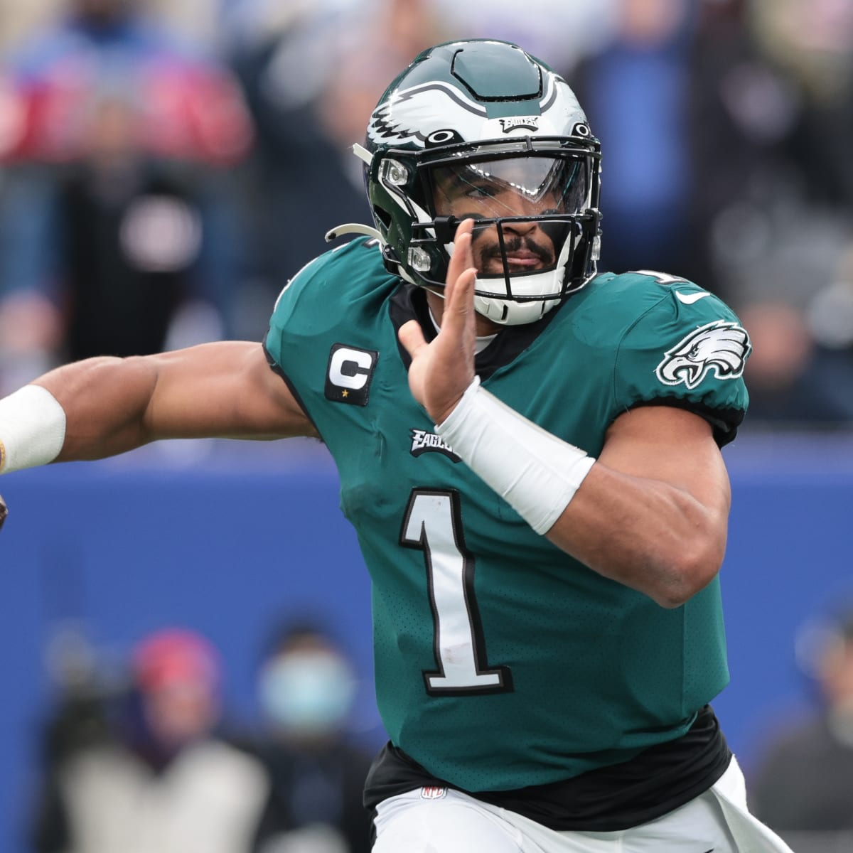 NFL odds: How to bet Eagles-WFT, point spread, more