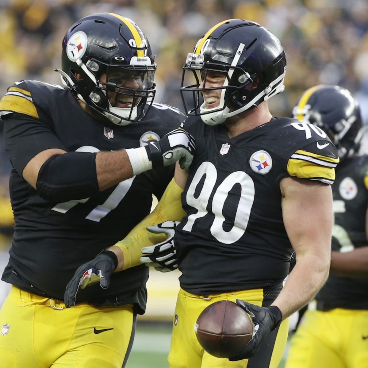 Pittsburgh Steelers LB T.J. Watt passes on the Pro Bowl