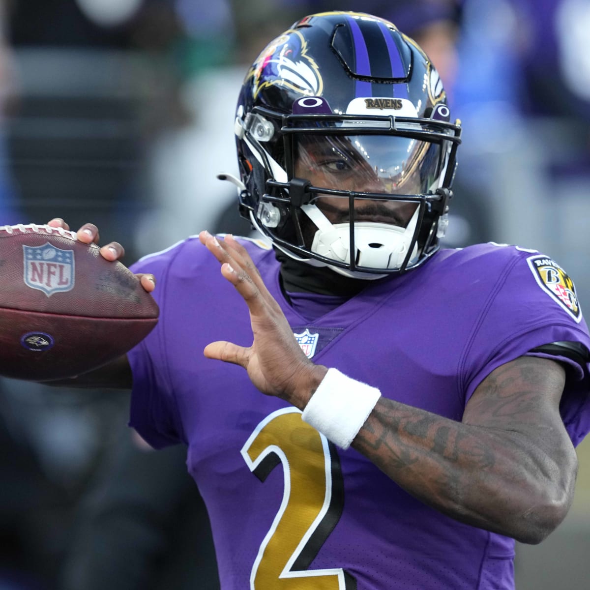 Baltimore, United States. 02nd Jan, 2022. Baltimore Ravens quarterback  Tyler Huntley (2) reacts after a first down run against the Los Angeles  Rams during the first half at M&T Bank Stadium in