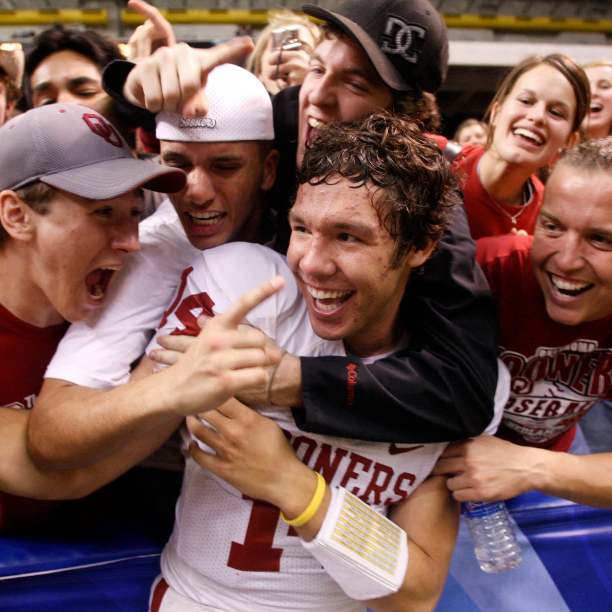 Former Oklahoma QB Sam Bradford Inducted Into American Indian Athletic Hall  of Fame - Sports Illustrated Oklahoma Sooners News, Analysis and More