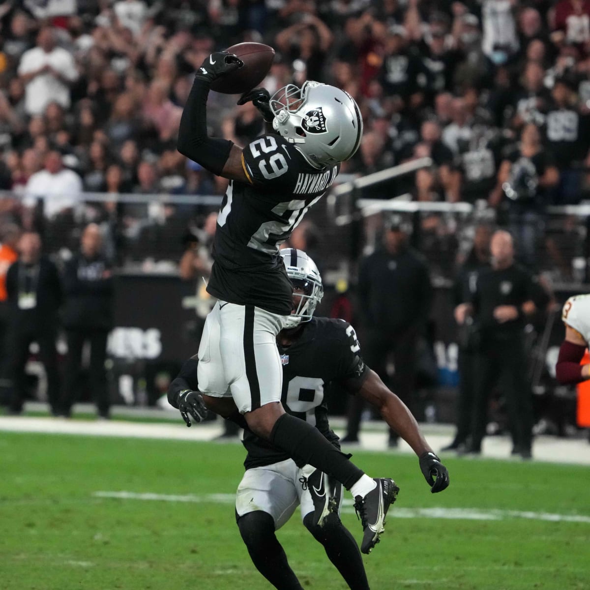 Las Vegas Raiders cornerback Casey Hayward (29) gets set on