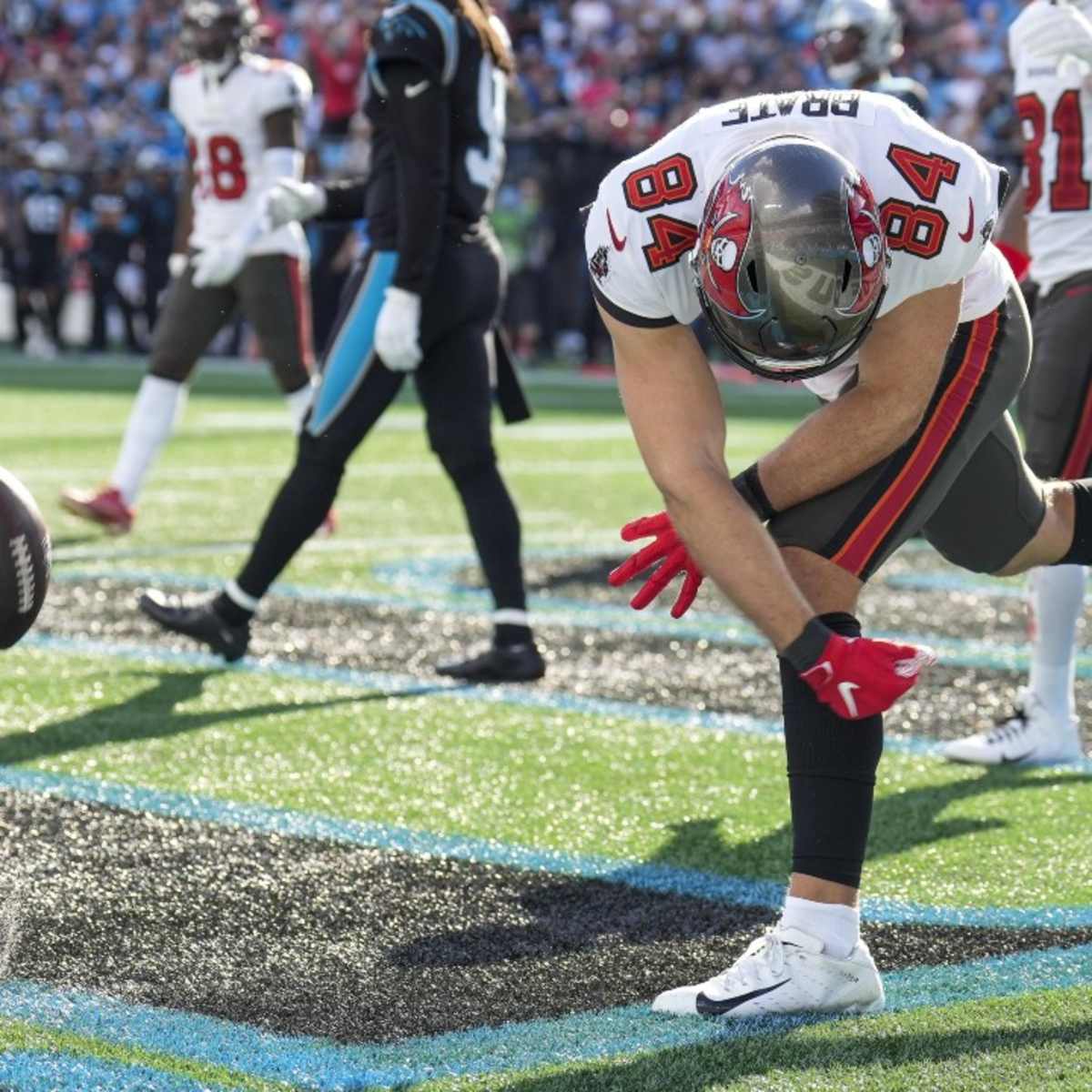 Bucs Celebrate NFC South Title Win, Clinching Playoffs 