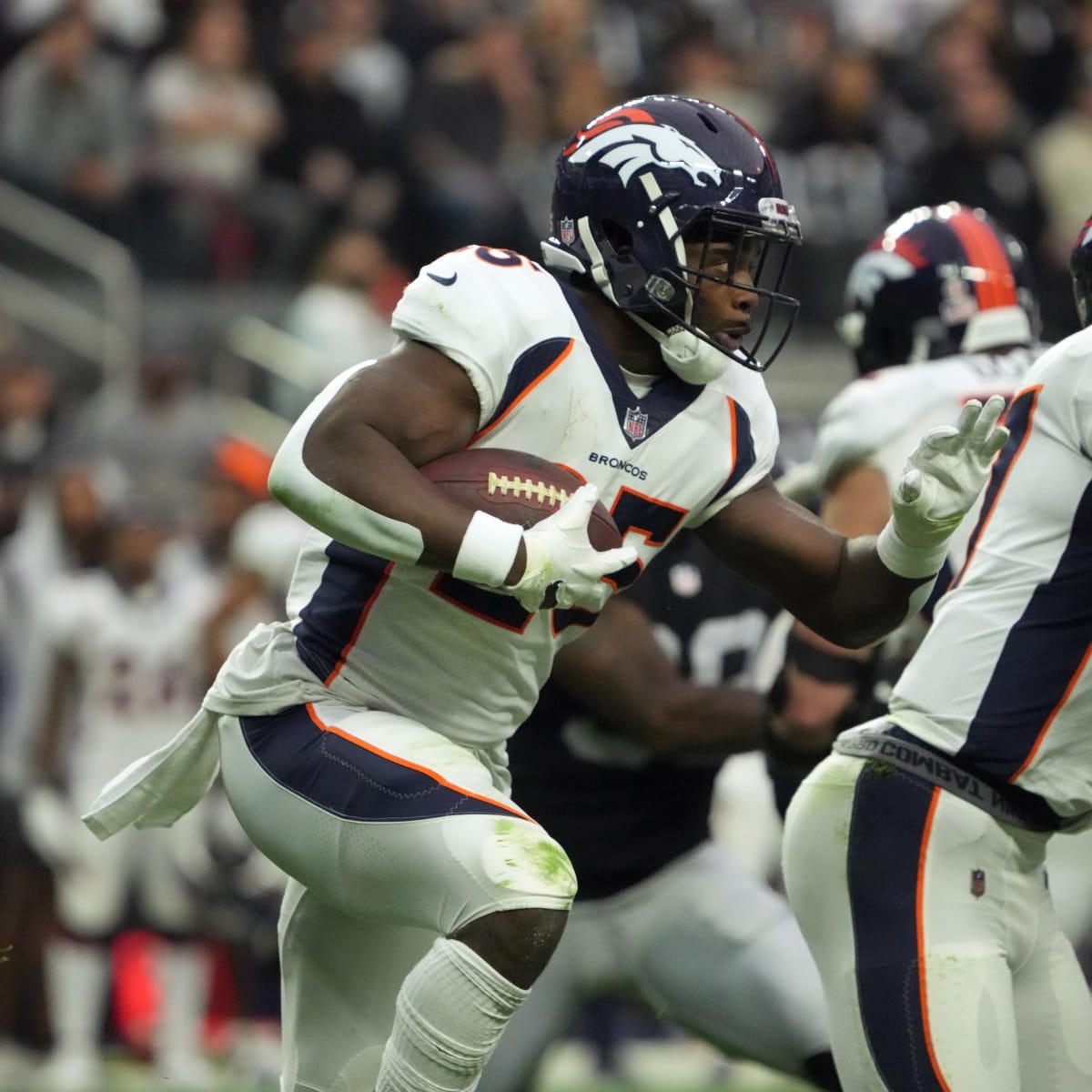 Broncos playoff hopes slip away with 17-13 loss to Las Vegas