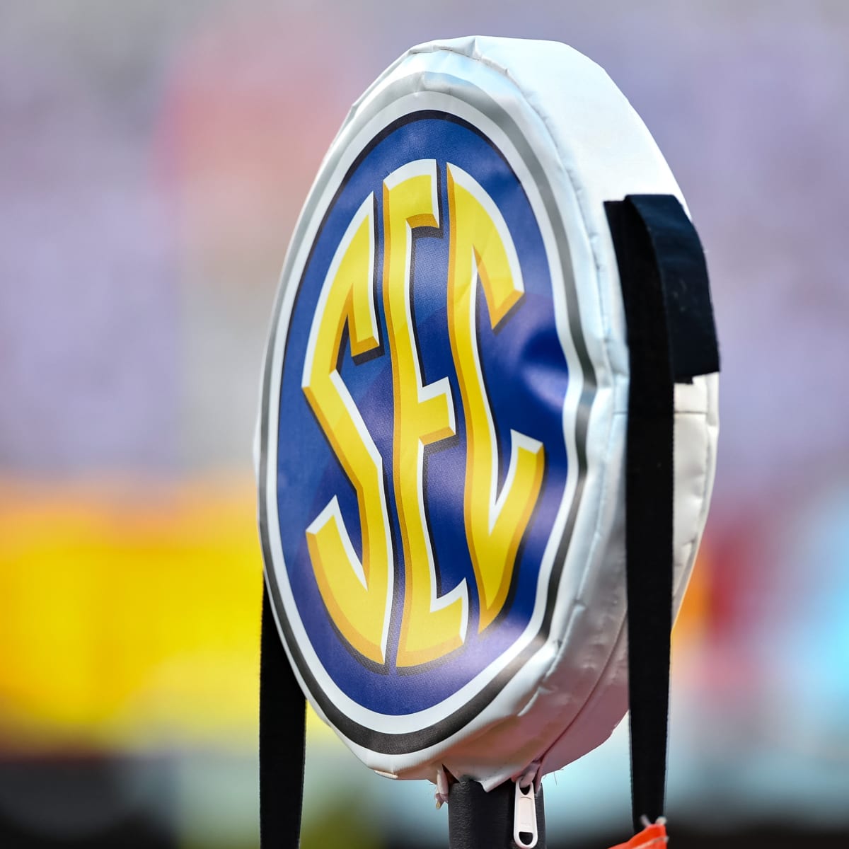 Greg Sankey hopes for resolution on SEC football schedule soon - ESPN