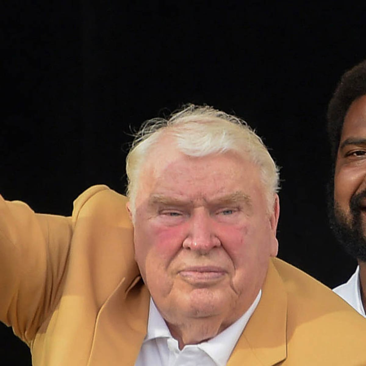 John Madden lived 'beautiful football life,' says Cowboys' Jerry Jones