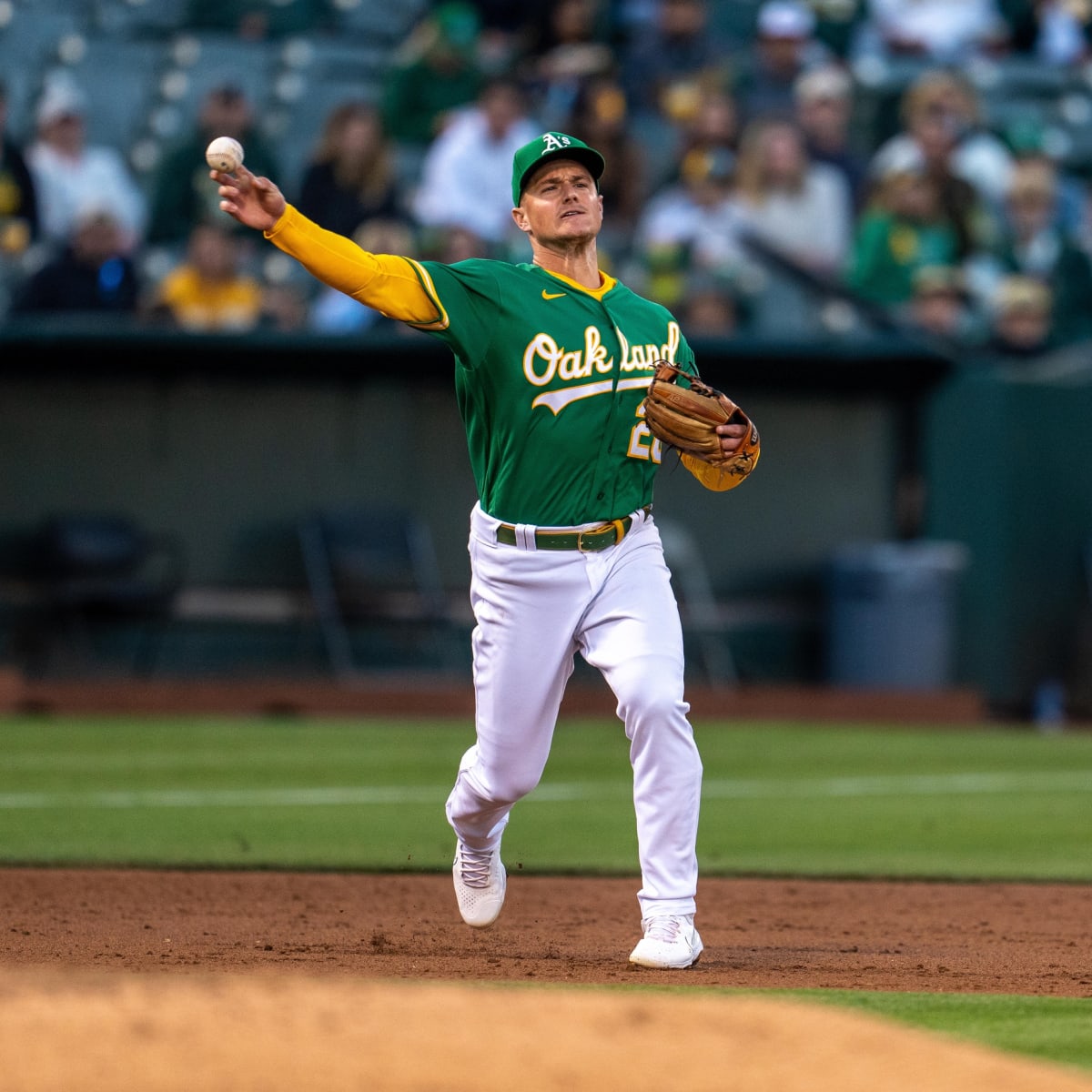 New York Yankees have considered trading for Oakland Athletics 3B