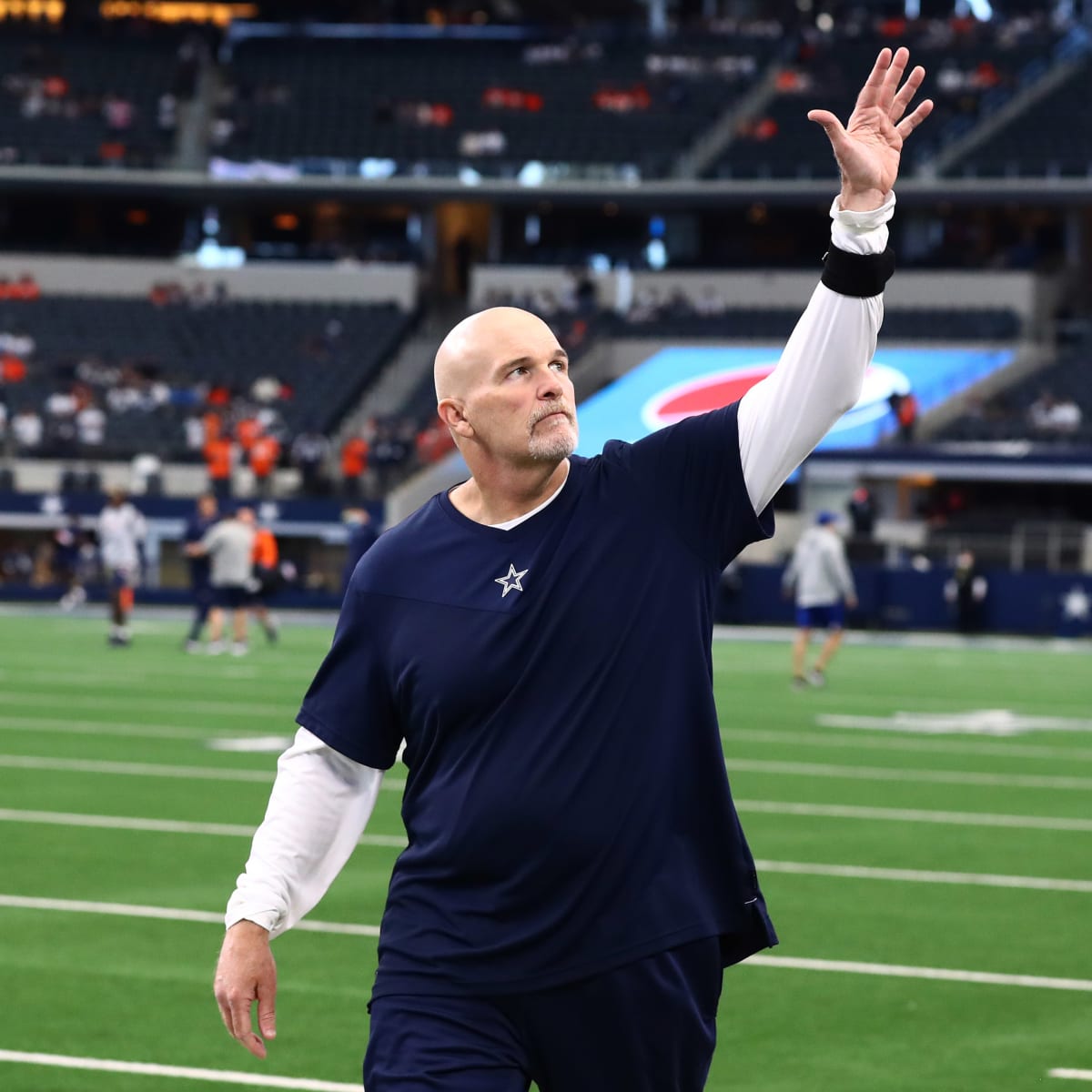 Dallas Cowboys have perfect DC replacement if Dan Quinn leaves