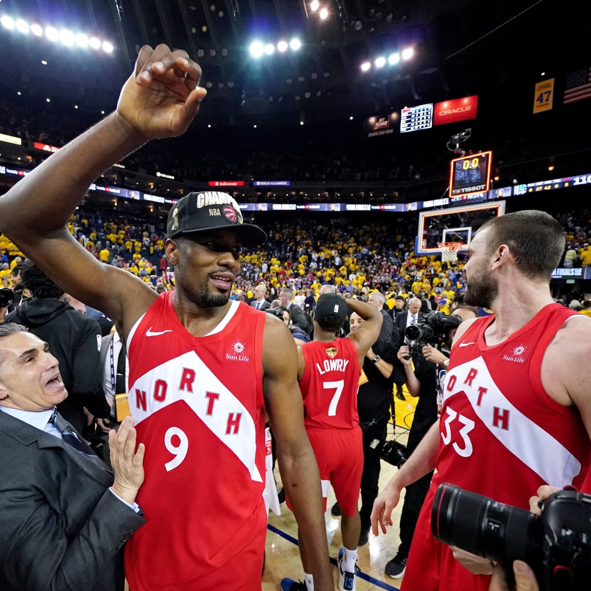 Kawhi Leonard Tells Toronto Raptors Teammate Serge Ibaka He Doesn't Know If  He's Coming Back