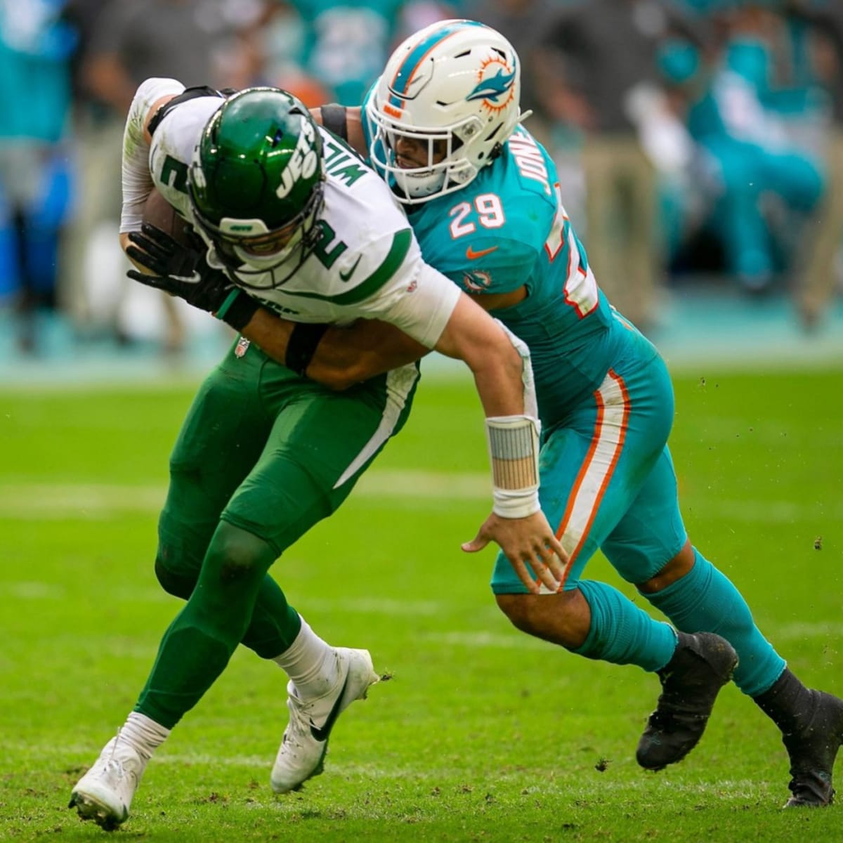 Dolphins safety Brandon Jones to go on injured reserve