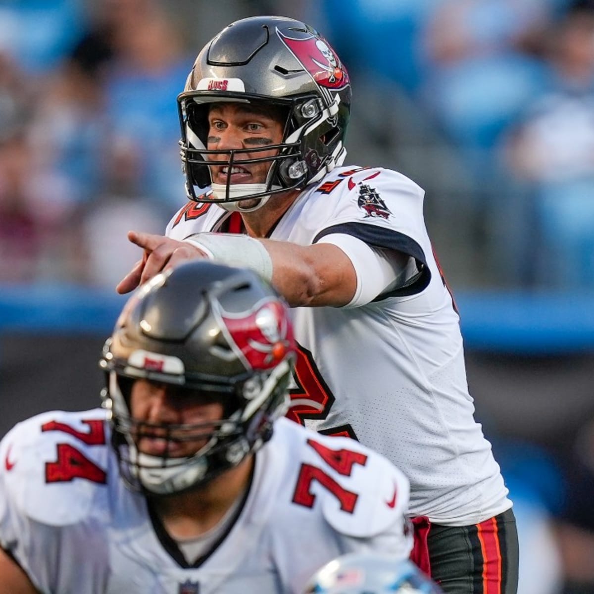 Tiebreakers useless for Bucs, Panthers