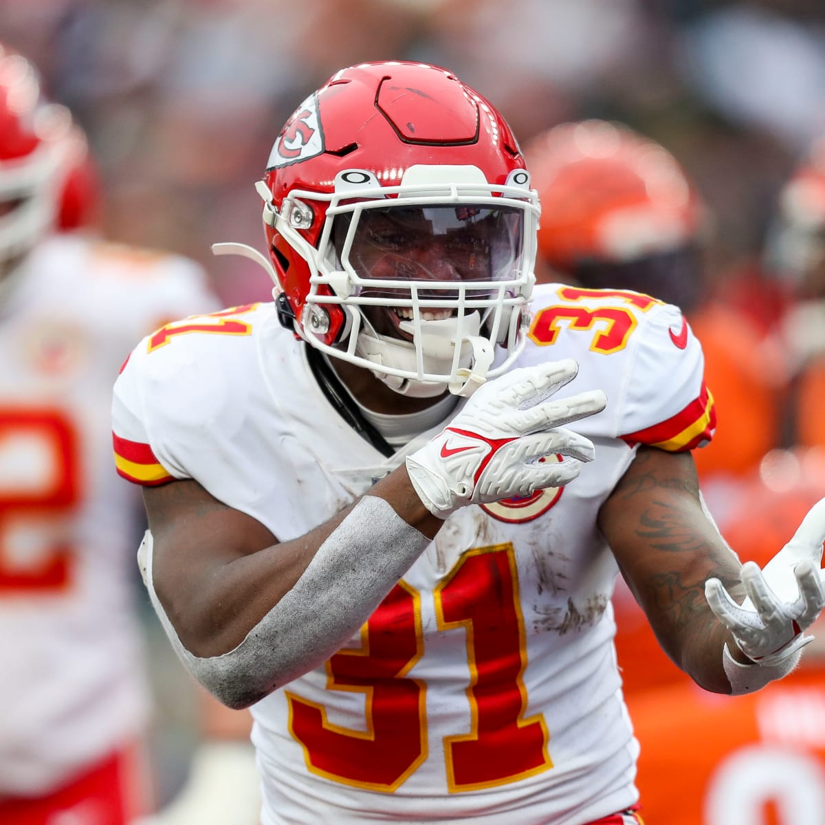 Fenton, Williams inactive for Chiefs against Bills