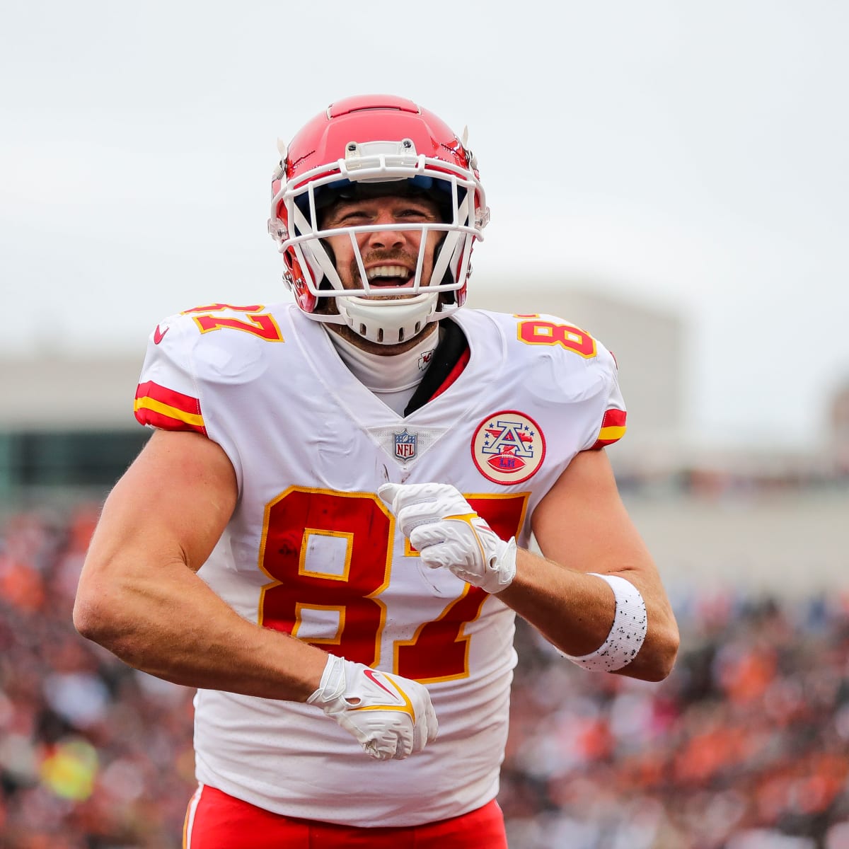 What happened to Kansas City Chiefs player Travis Kelce?