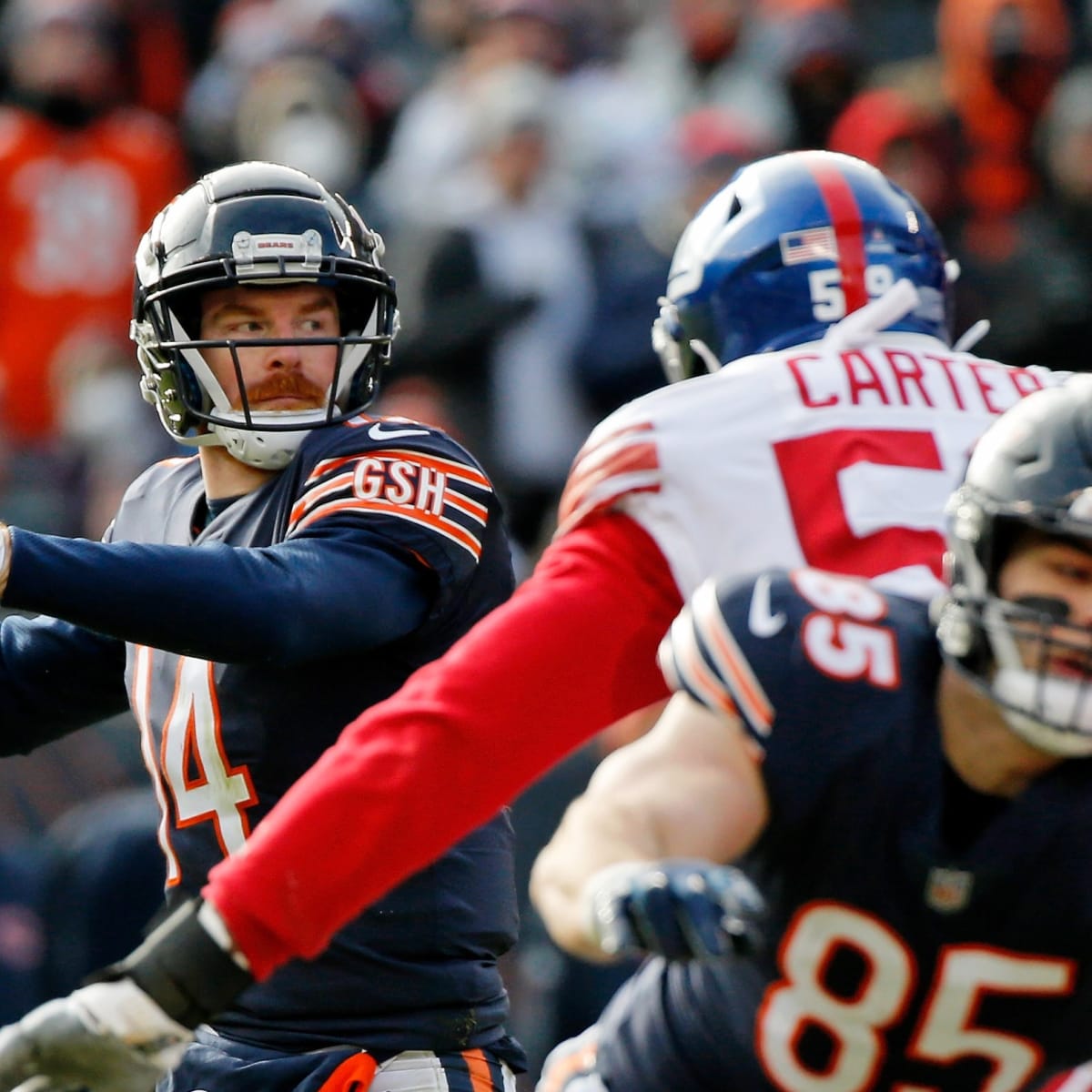 Bears rout Giants 29-3 in home finale