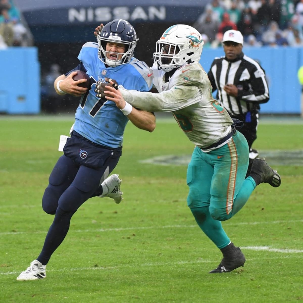 NFL Week 17 Game Recap: Tennessee Titans 34, Miami Dolphins 3, NFL News,  Rankings and Statistics