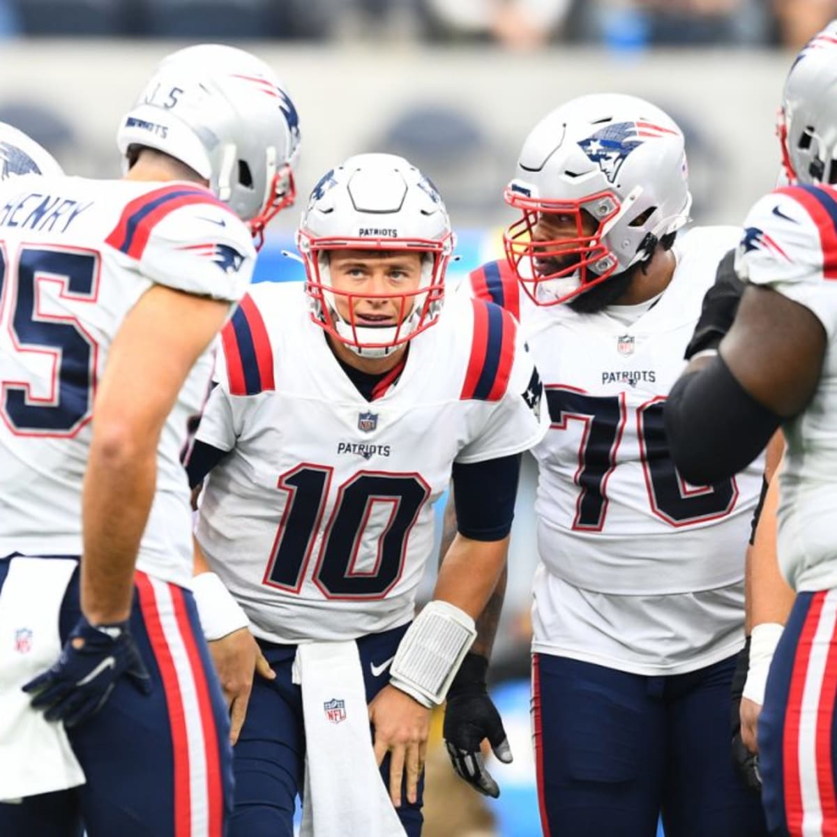 Mac Jones , Tre Nixon and Nelson Agholor putting in the work : r/Patriots