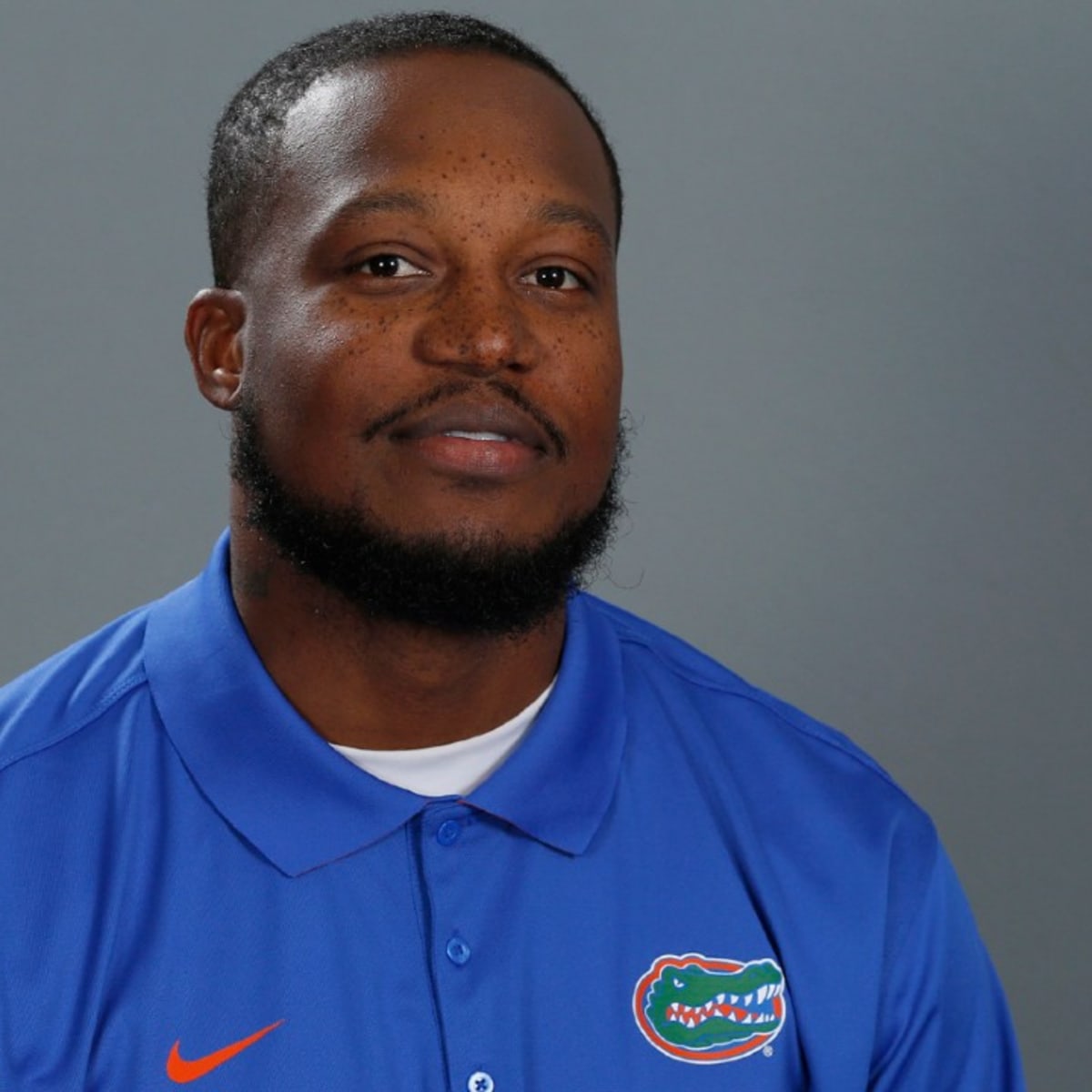 Report: Florida Gators to Hire Former NY Giants OL Coach Rob Sale - Sports  Illustrated Florida Gators News, Analysis and More