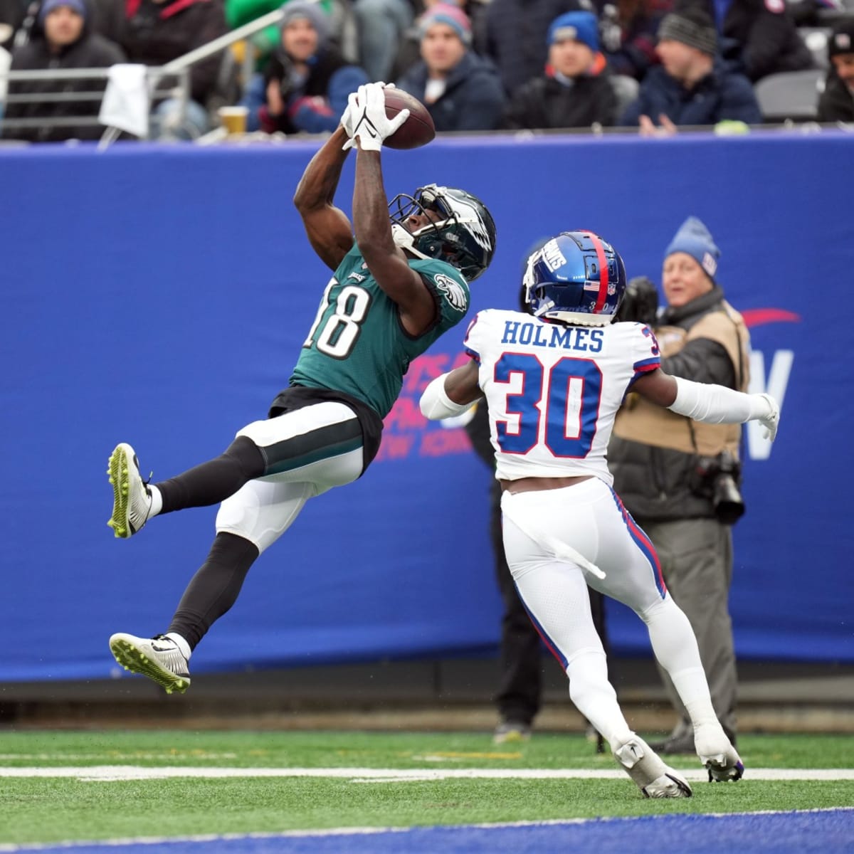 Jalen Reagor gives Eagles fans more reasons to boo him in playoff loss