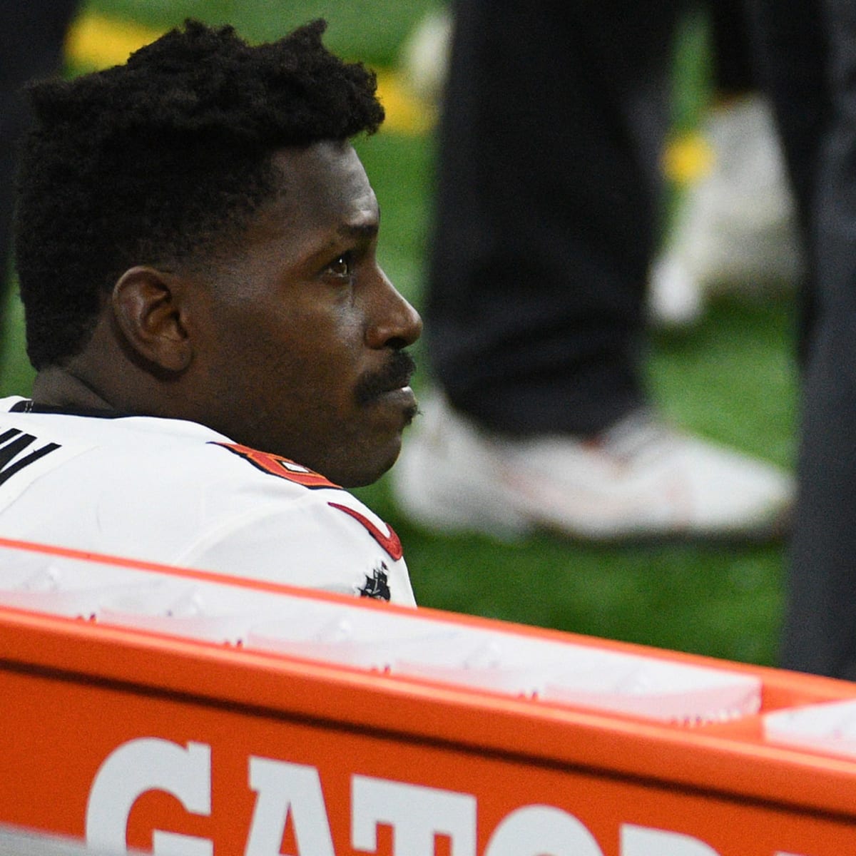 Rapoport: Bucs offer to Antonio Brown may only be a 'prove it