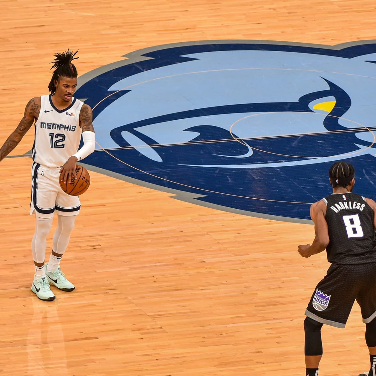 Ja Morant breaks in the Grizzlies' throwback uniforms with 26 vs
