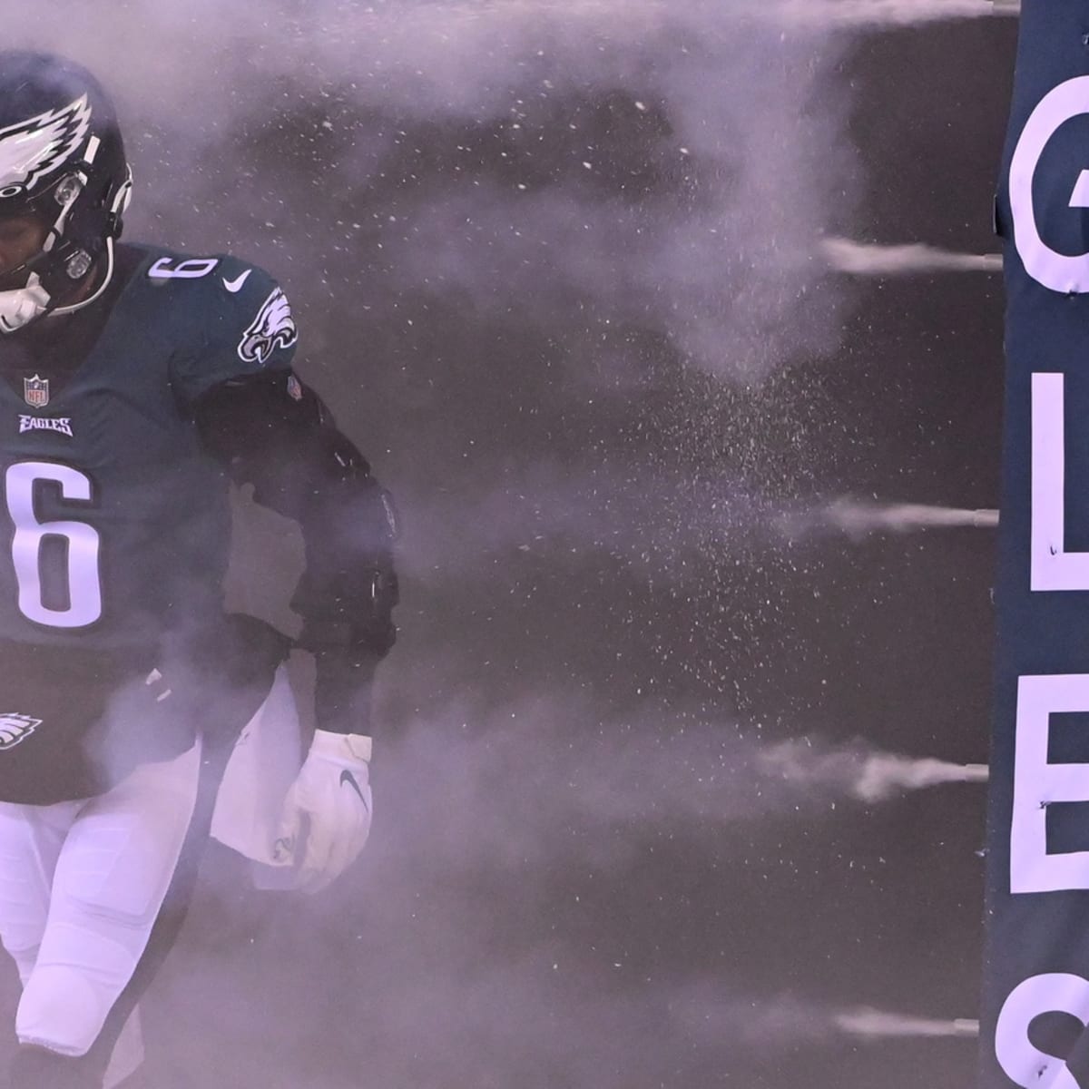 Eagles' Jason Kelce Drops NSFW Quote About Star Teammate