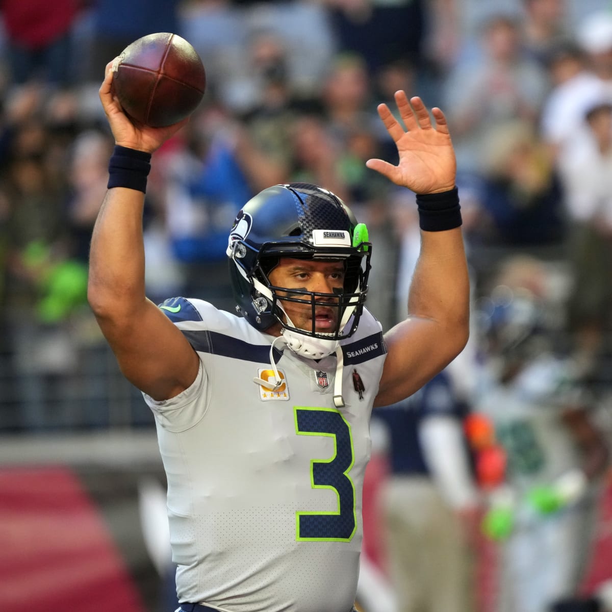 Seahawks hammer Cardinals in regular-season finale