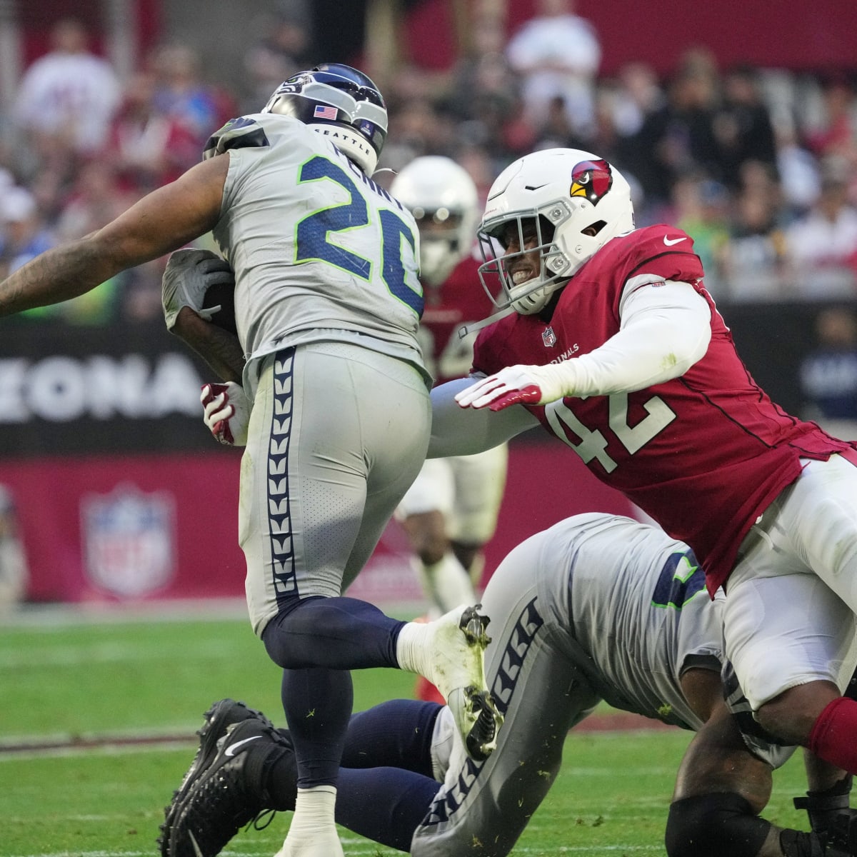 Sam's Film Room: Rashaad Penny looked dominant against the Cardinals -  Field Gulls