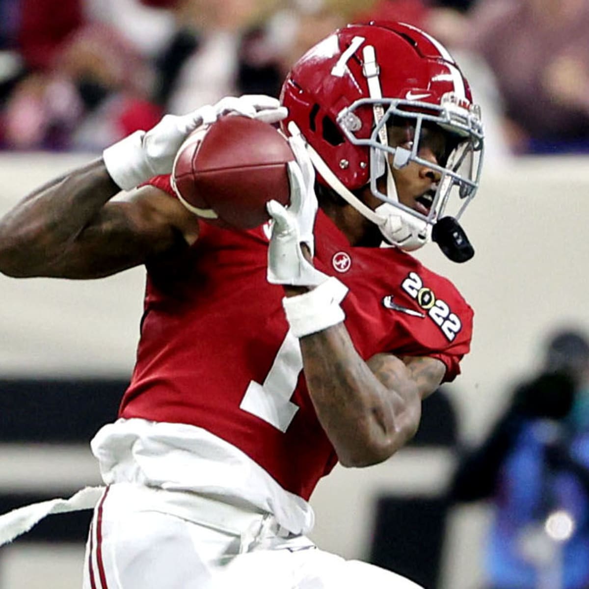 Sources - Star Alabama Crimson Tide WR Jameson Williams has torn ACL - ESPN