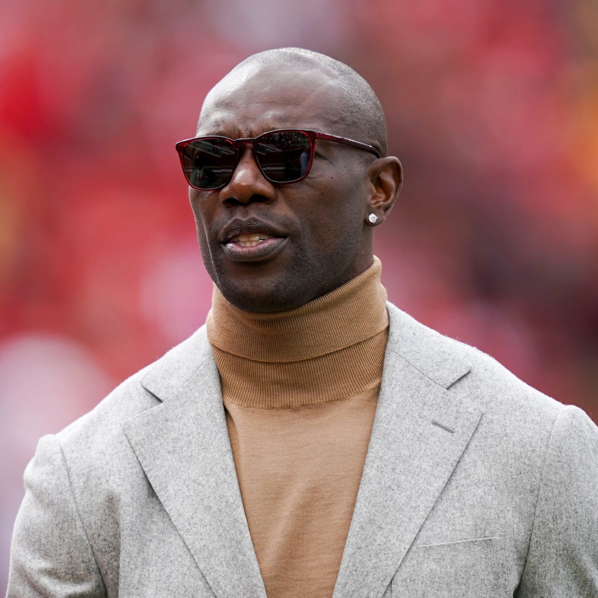 CFP championship: Alabama superfan Terrell Owens shown at national