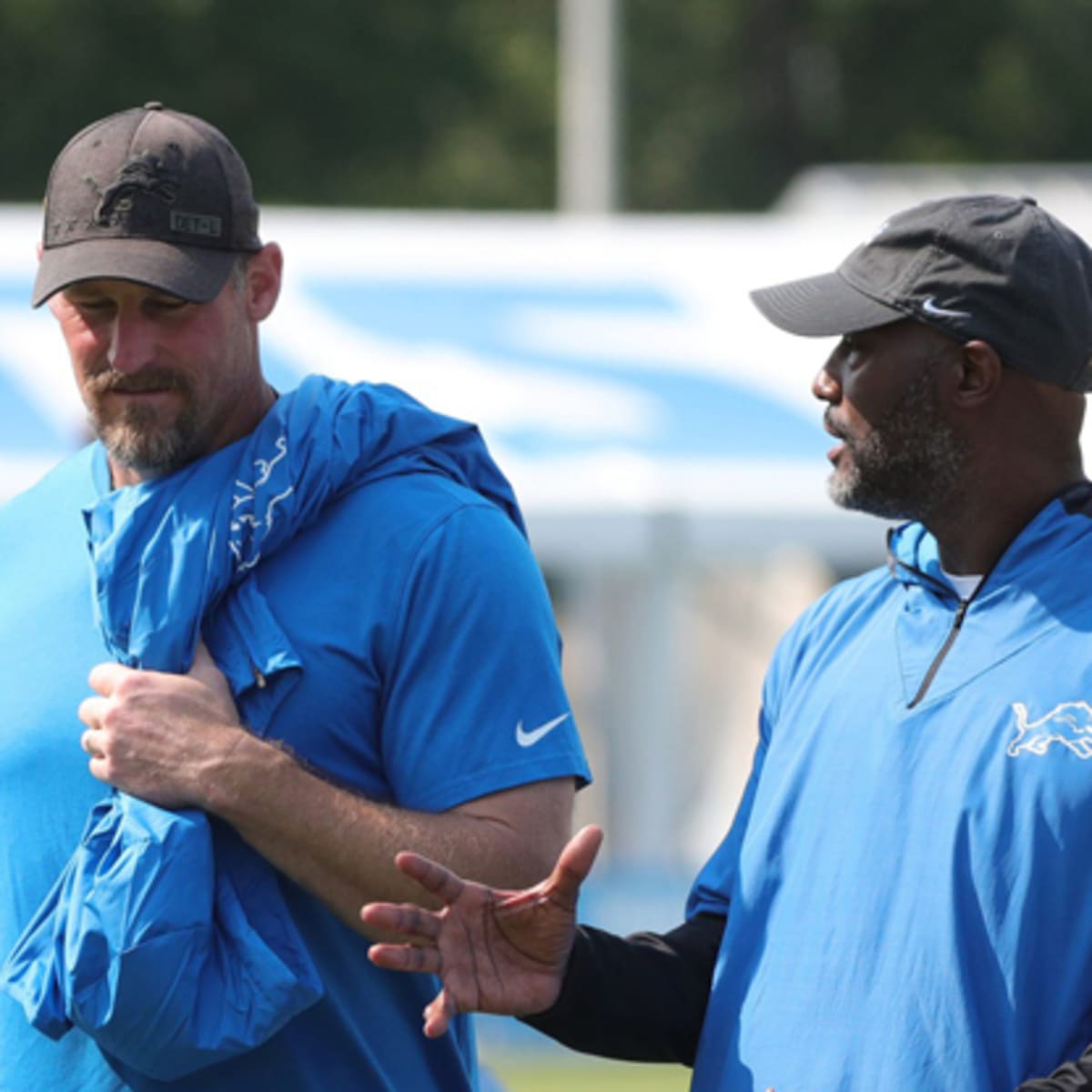 Lions' Dan Campbell, Brad Holmes pulling hilarious shirt gag - Pride Of  Detroit