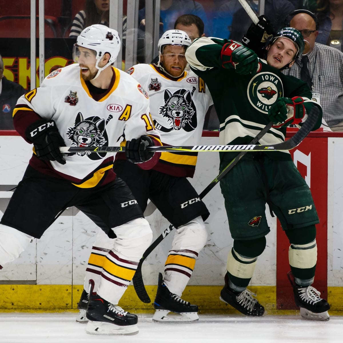 Gallery: April 2 vs. Milwaukee Admirals - Chicago Wolves