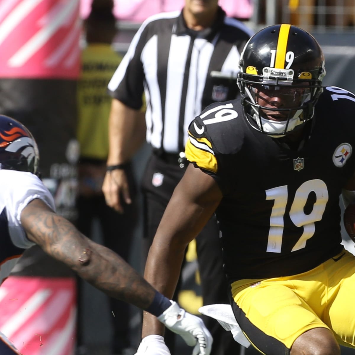 New England Patriots Sign Former Pittsburgh Steelers WR JuJu Smith-Schuster  - Sports Illustrated Pittsburgh Steelers News, Analysis and More