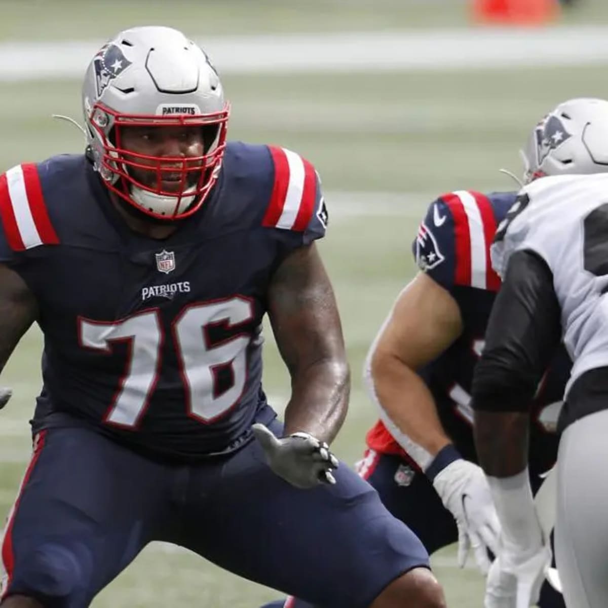 Patriots elevate Jamie Collins, Cameron McGrone from practice