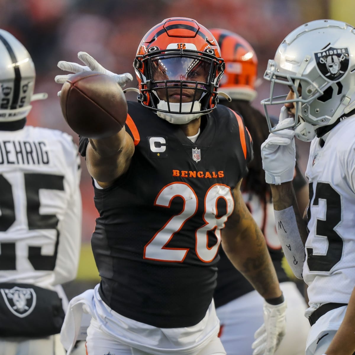 NFL RB Rankings 2023: PFF ranks Bengals' Joe Mixon 22nd overall - Cincy  Jungle