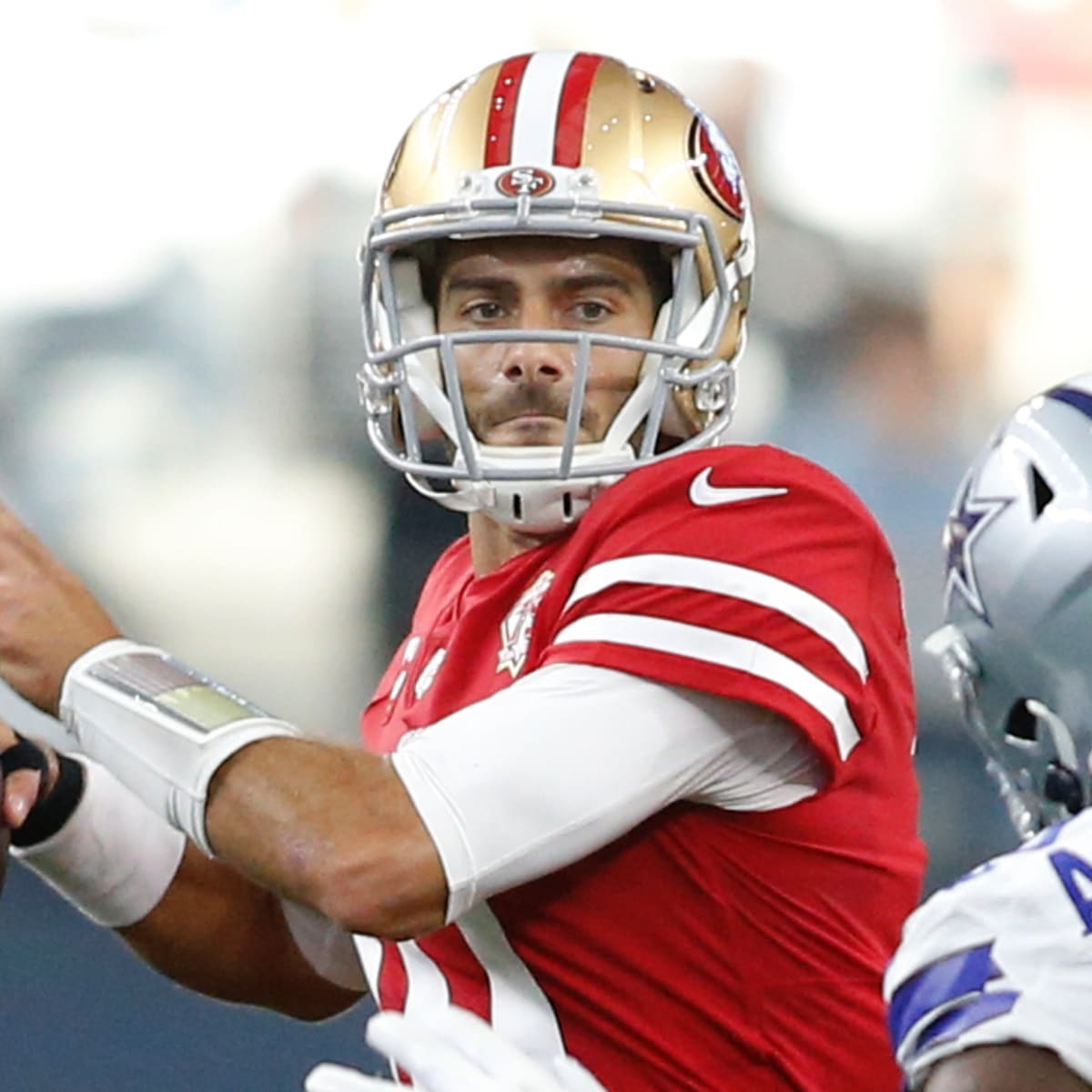 49ers' Jimmy Garoppolo stays on roster in case of playoff comeback