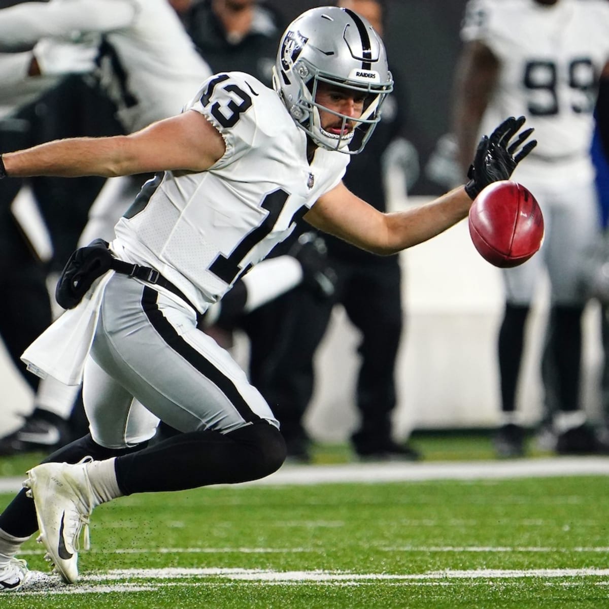 Former Clemson Tigers Star Hunter Renfrow Reflects on NFL, Raiders and Life  Experiences - Sports Illustrated Clemson Tigers News, Analysis and More