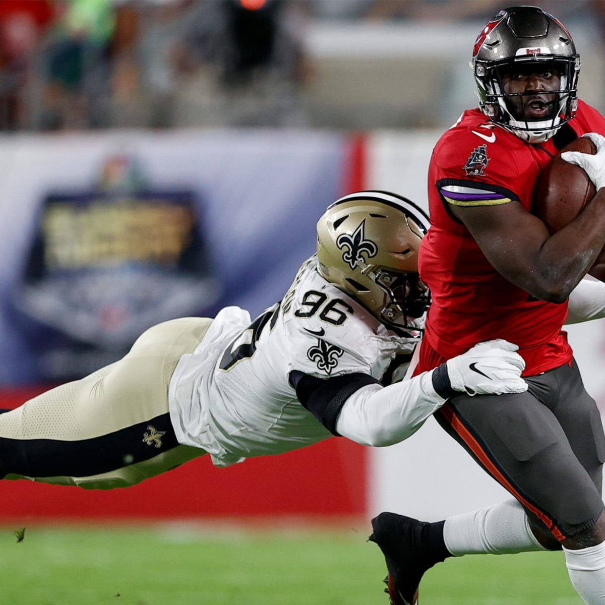 Leonard Fournette reportedly working out for Patriots - CBS Boston