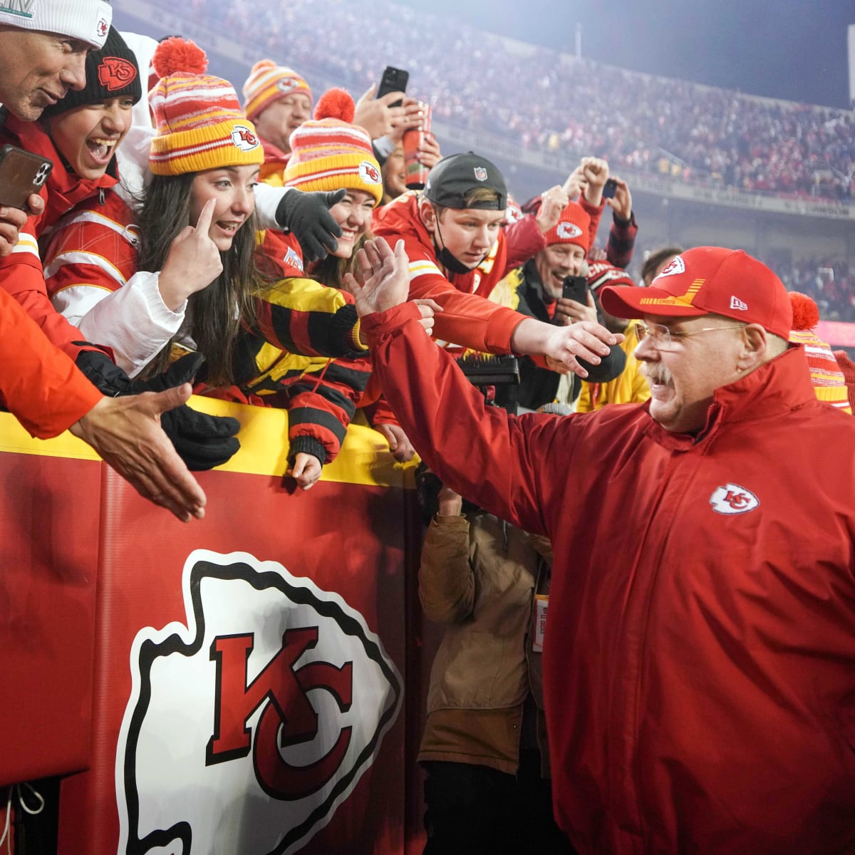 Research Finds Shocking Data About Cost to Attend KC Chiefs