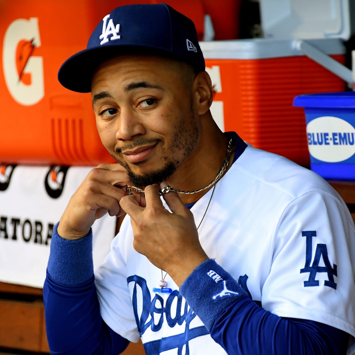 Dodgers star Mookie Betts, locked in during MLB lockout, bowls a