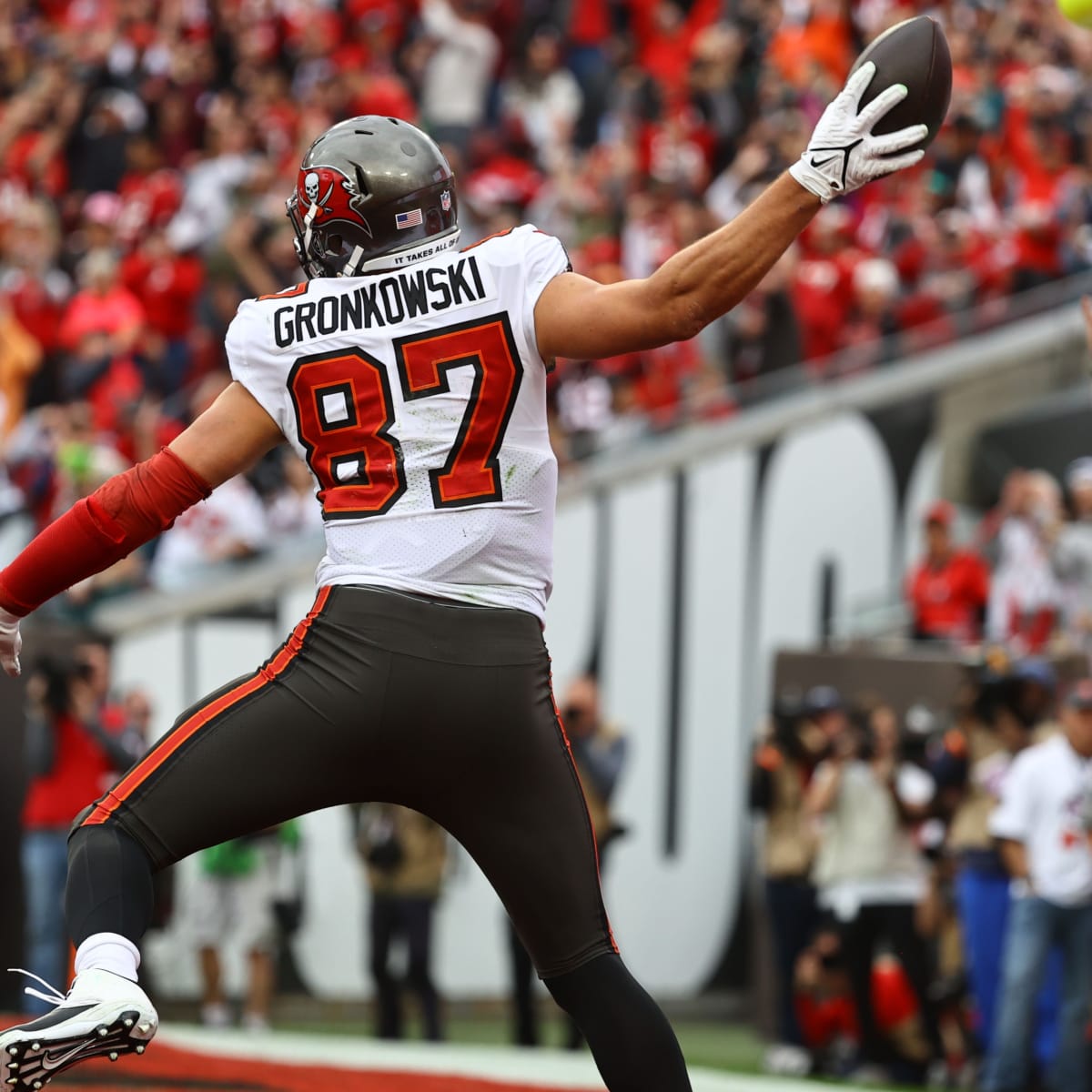 Countdown to Kickoff: No. 87 Rob Gronkowski