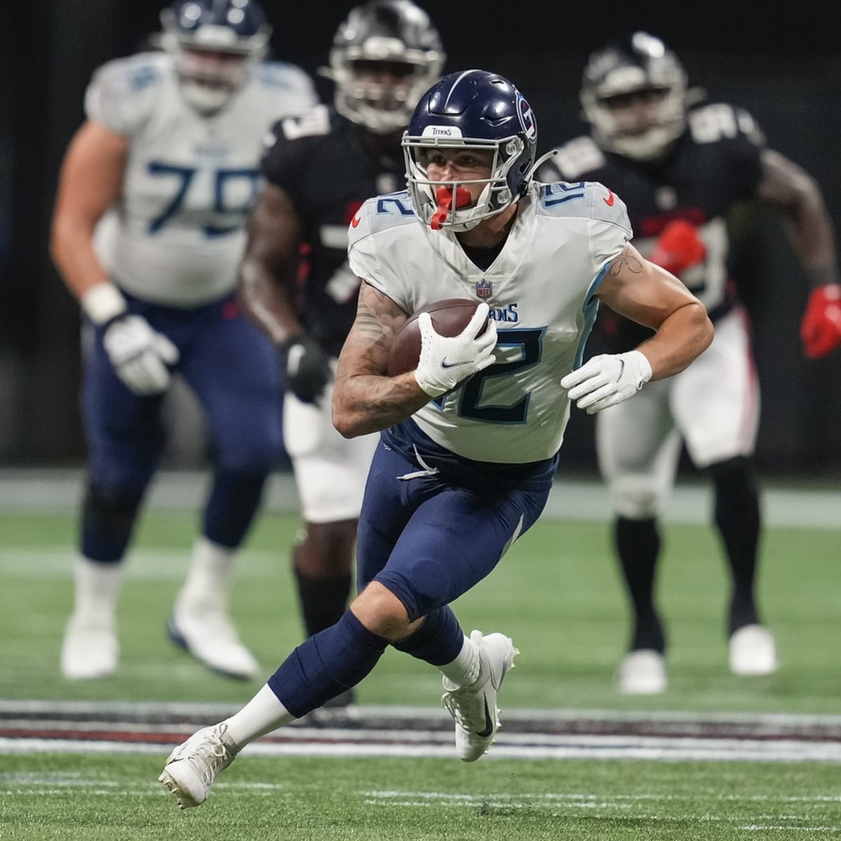 Tennessee Titans re-signing WR Cody Hollister to 53-man roster