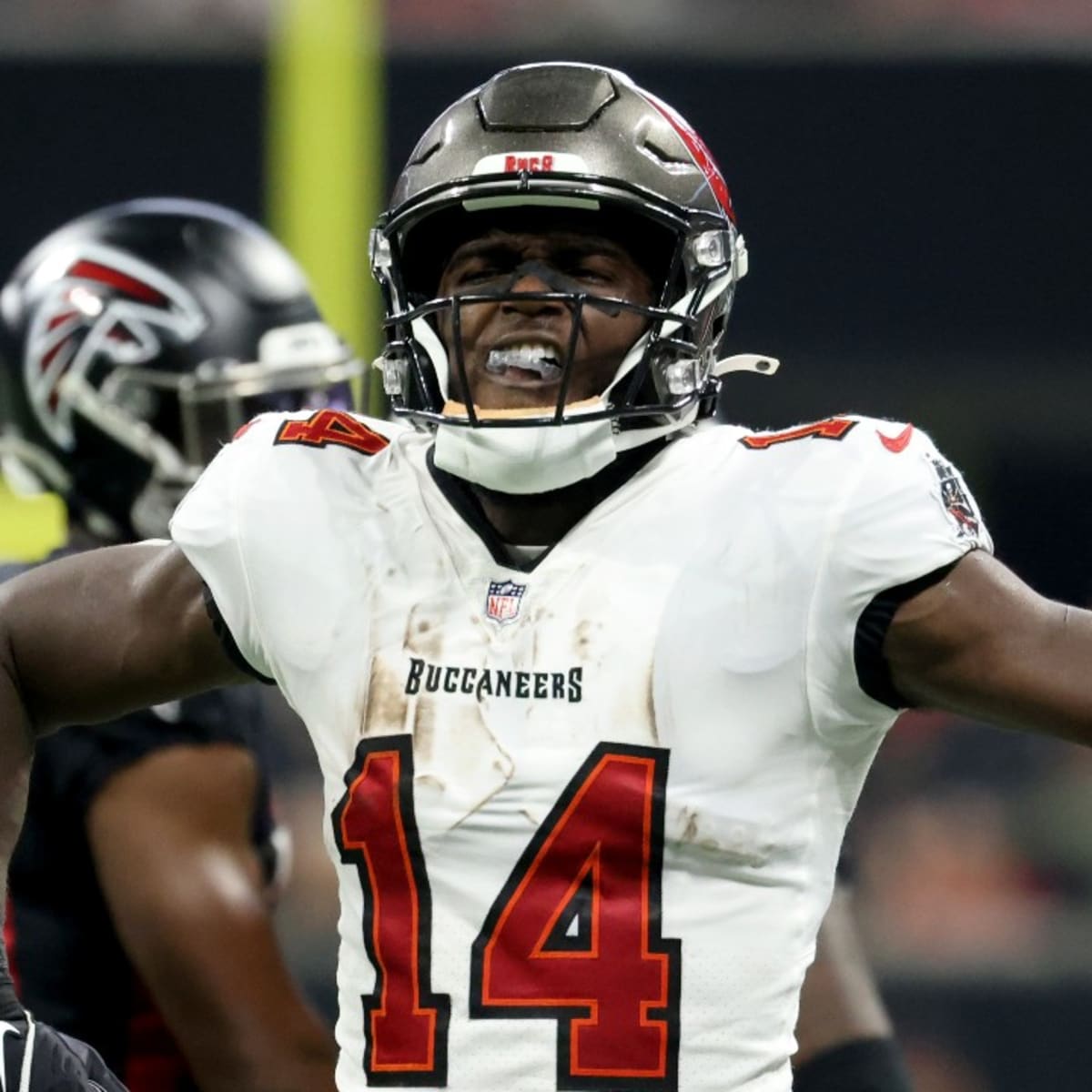 Bucs Rankings: Three Bucs players named in top 50 free agents for 2024