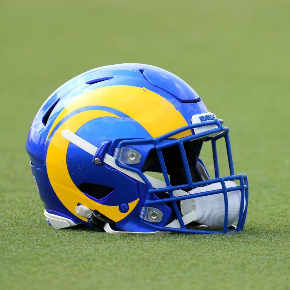 L.A. Rams news: Schedule release, travel miles, rookie contracts