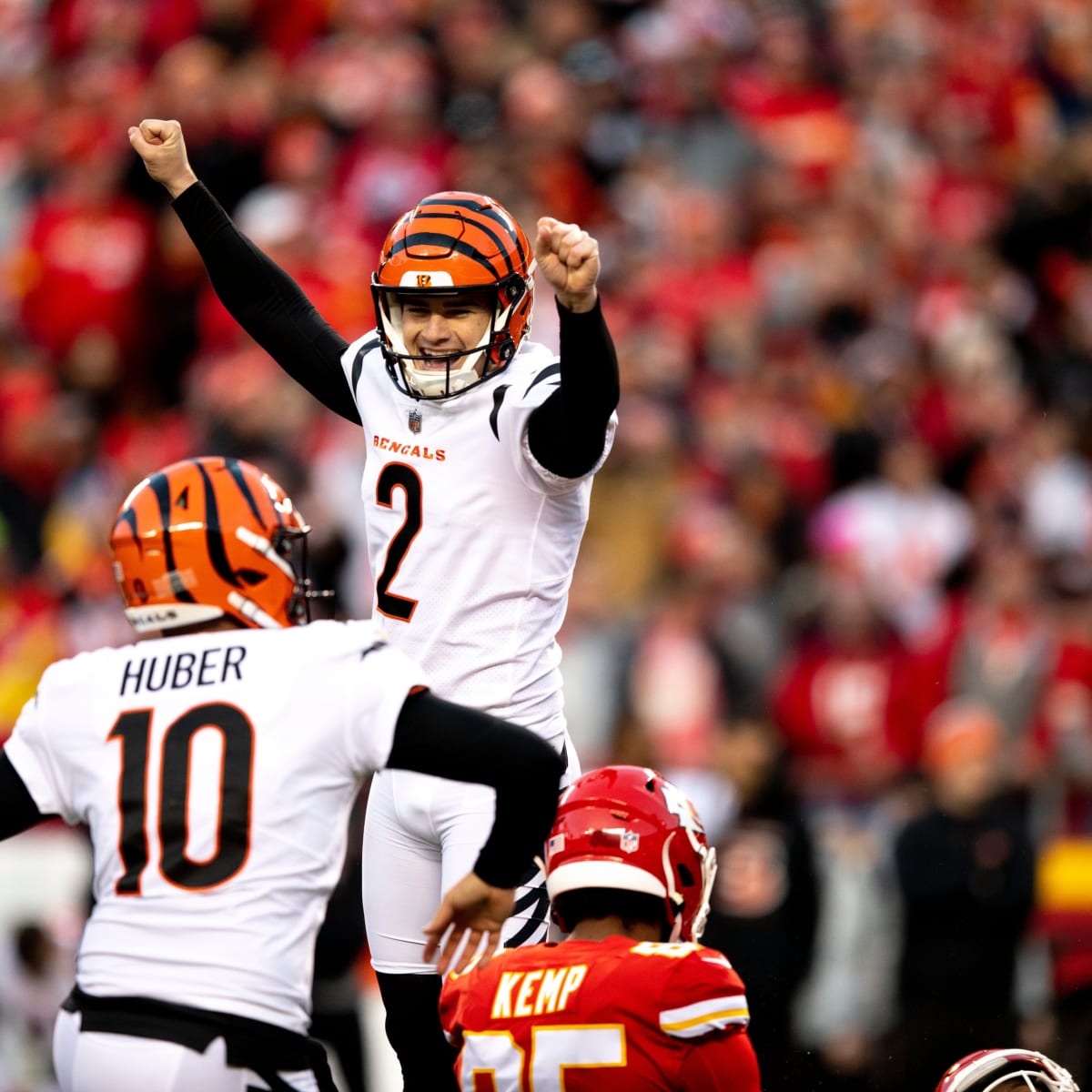 Here's the Cincinnati radio call of the Bengals' AFC Championship-winning  field goal