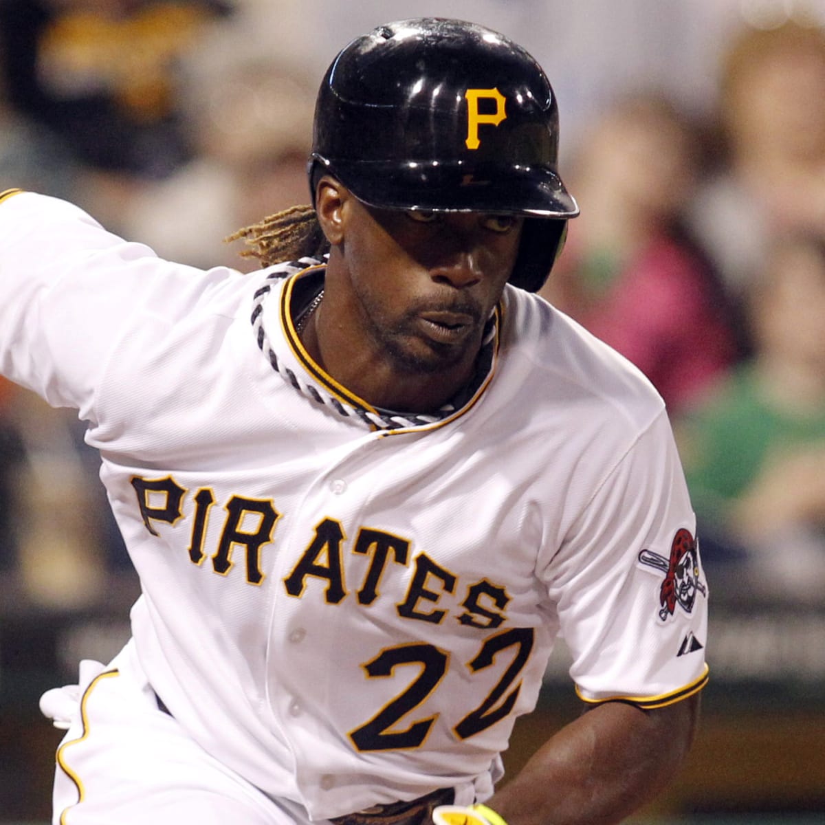 Star baseball player Andrew McCutchen publicly proposes to girlfriend on  the Ellen show