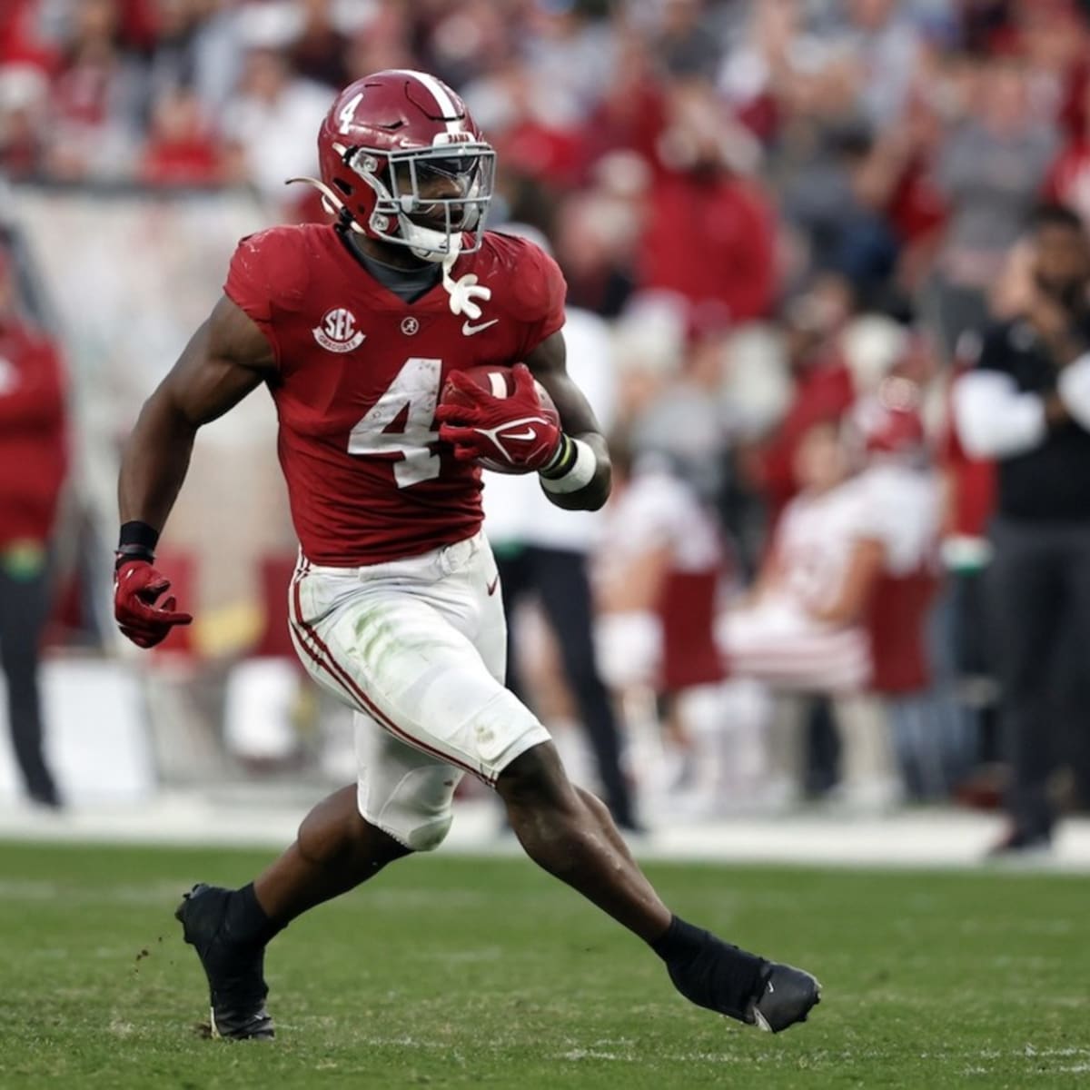 Report: Steelers Showing Early Interest In Alabama RB Najee Harris