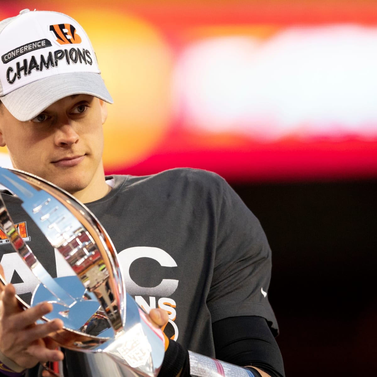 Bengals QB Joe Burrow: “I'm Definitely Still A Buckeye” - Sports  Illustrated Ohio State Buckeyes News, Analysis and More