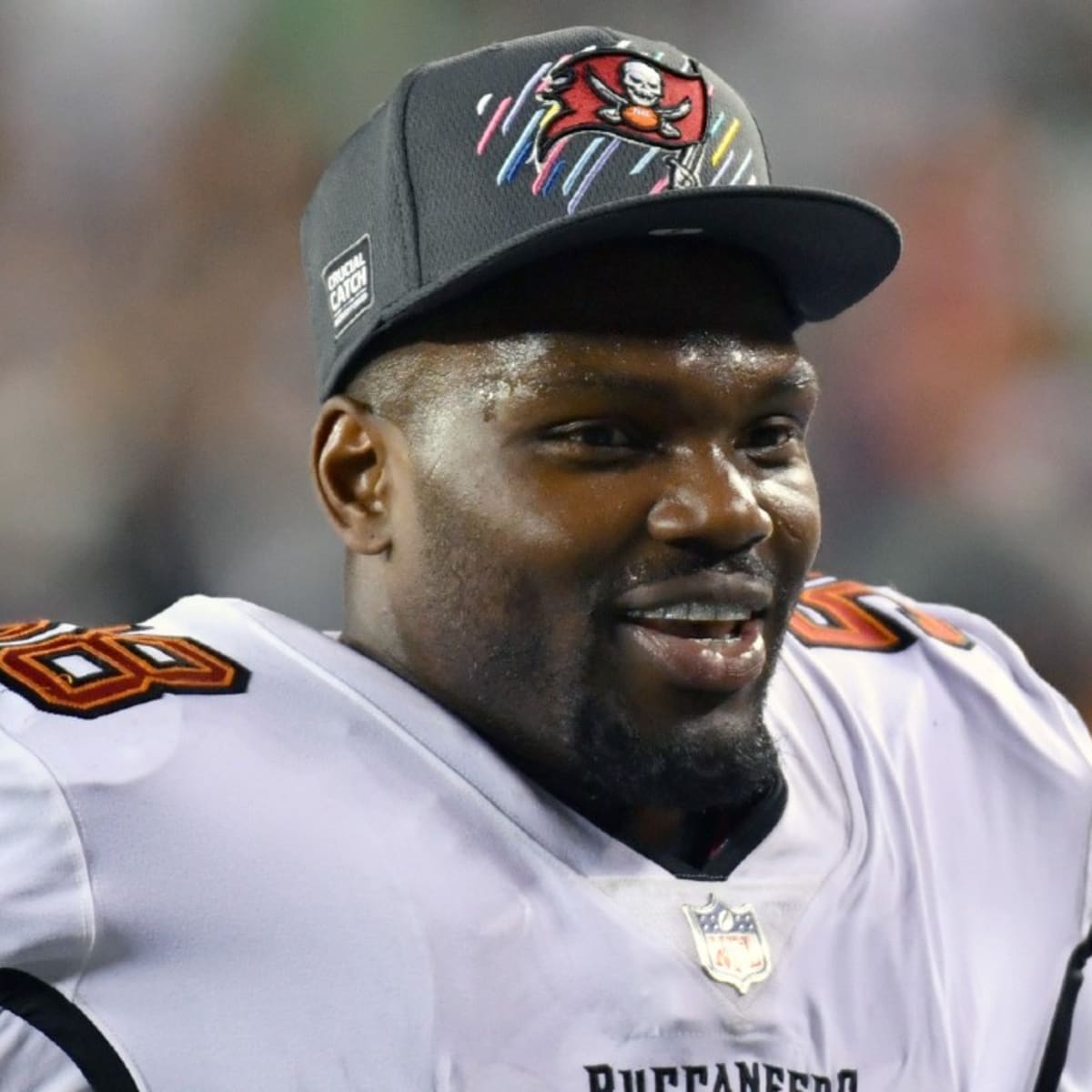 Buccaneers' Shaq Barrett explains jersey number change