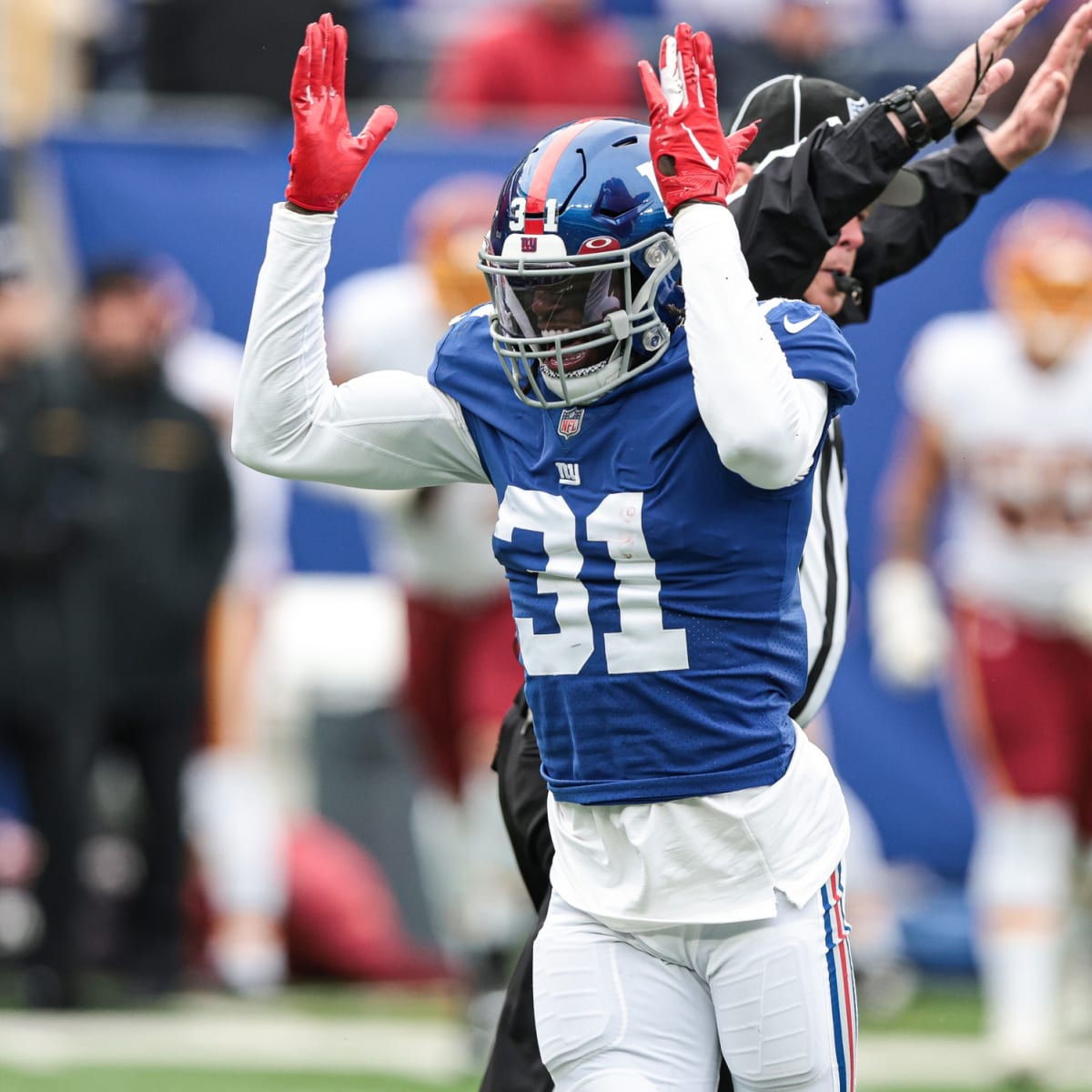 New York Giants acquire CB Keion Crossen in trade with Houston Texans